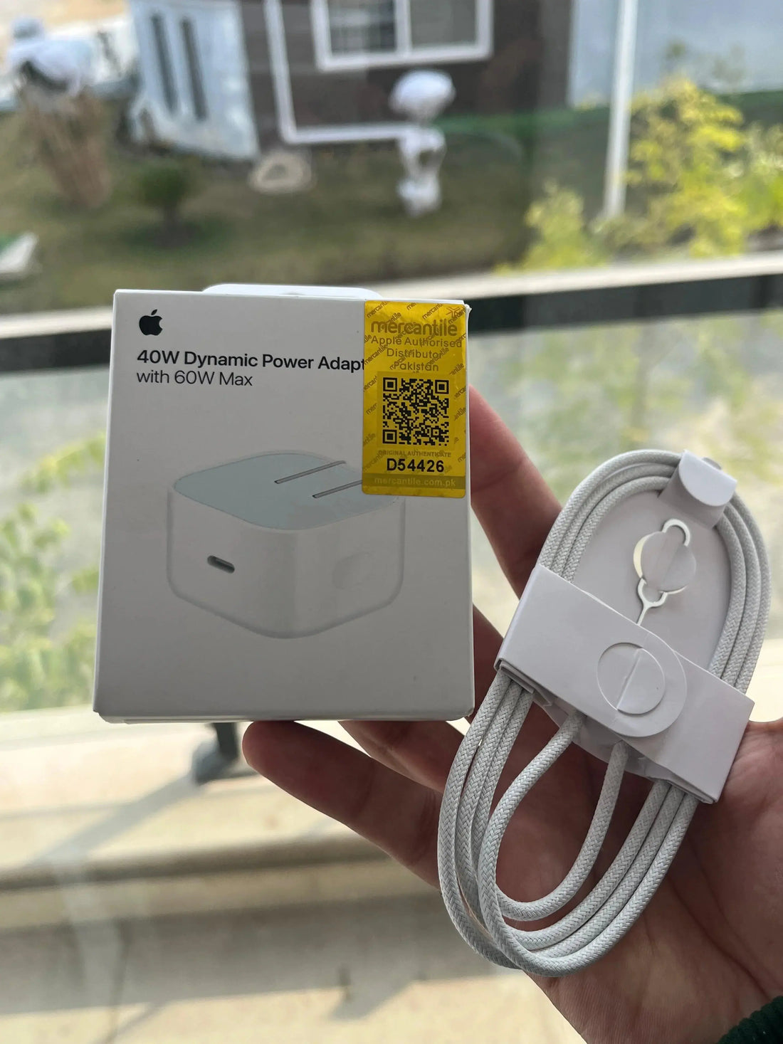 Apple 40W charger with braided cable for iPhone 17 Pro Max in Pakistan