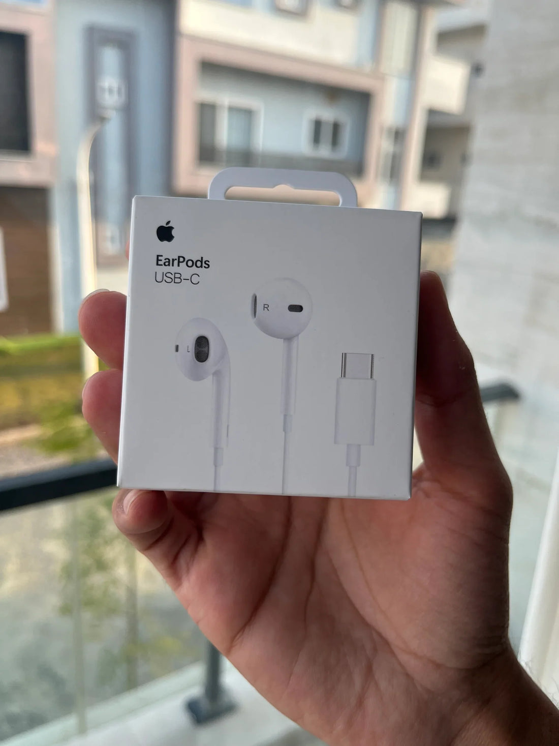 Apple USB-C EarPods compatibility with Android and Samsung