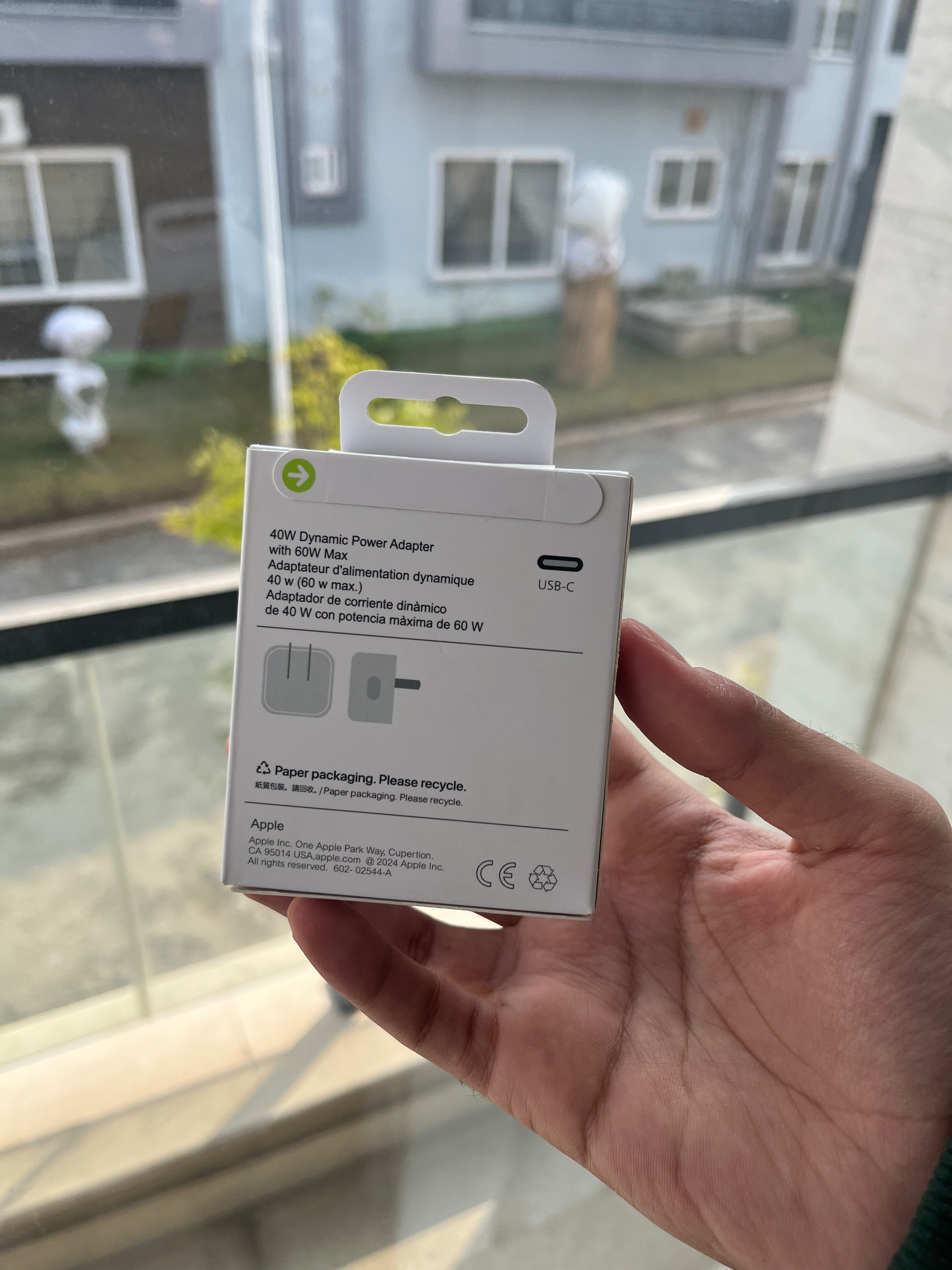 💥 Apple 40W Fast Charging Adapter + Free Braided Cable ( Limited Time Offer)