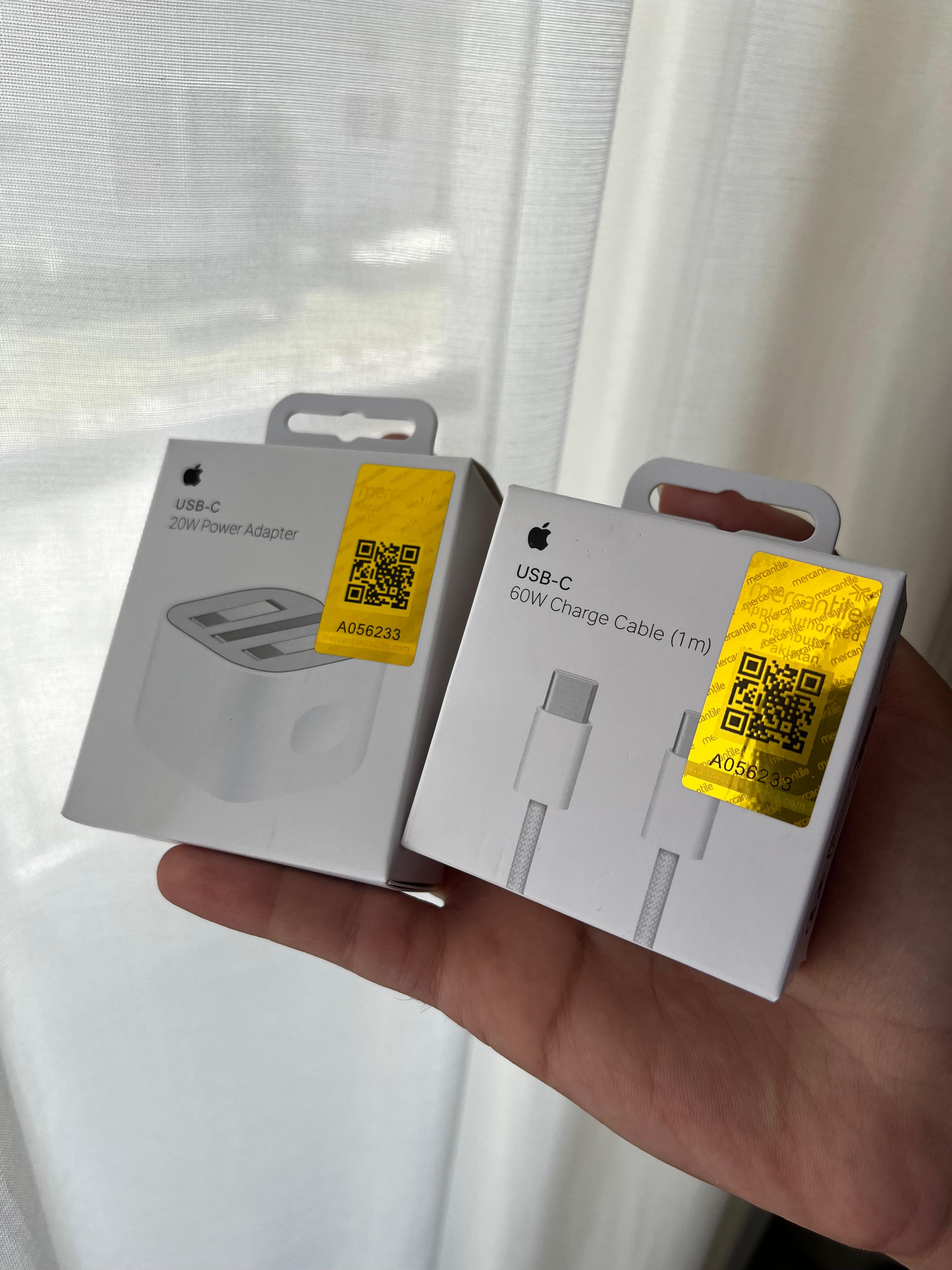 🔥 Apple 3Pin 20W USB-C Charger ⚡ + FREE Cable 🎁