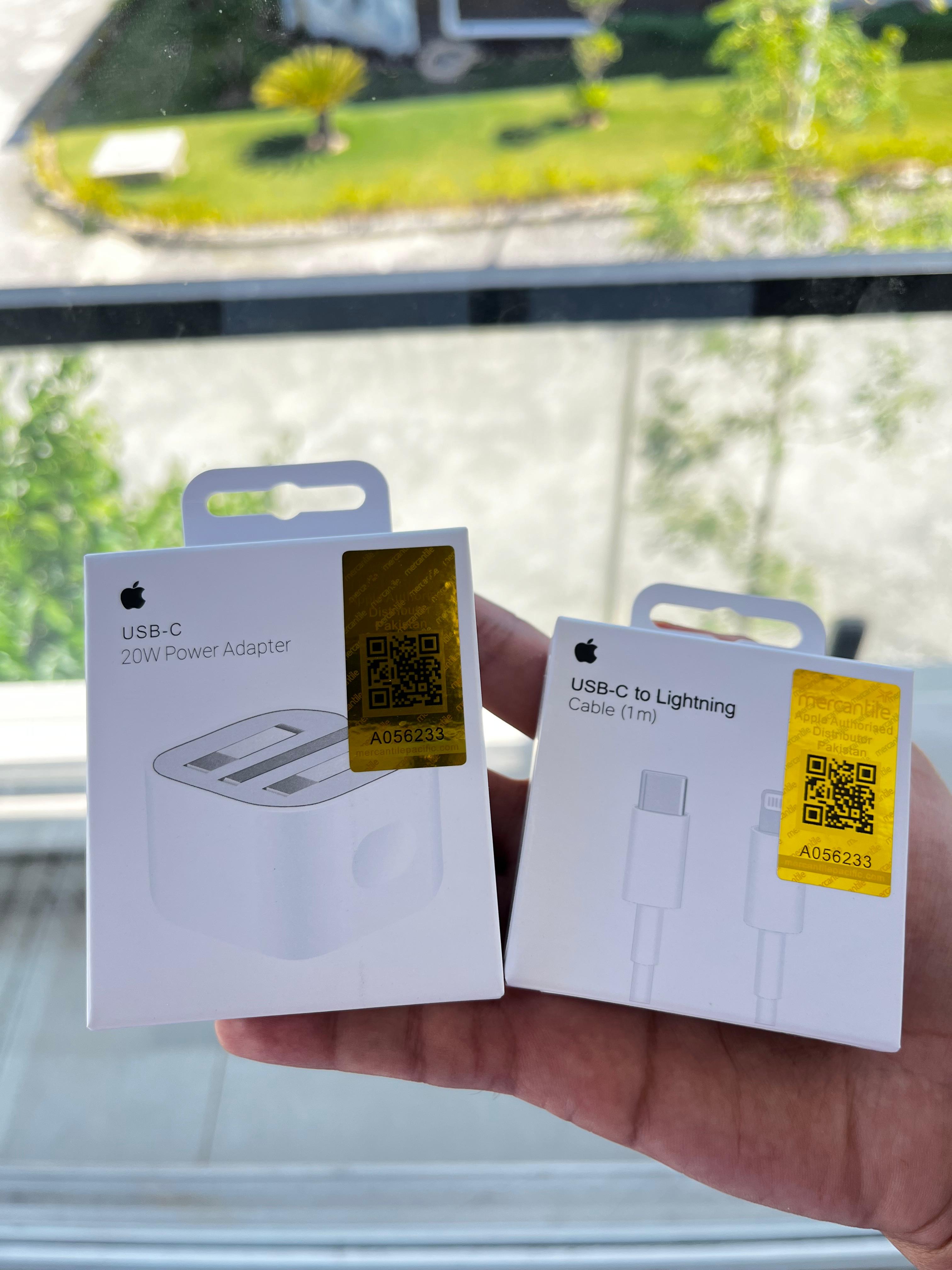 🔥 Apple 3Pin 20W USB-C Charger ⚡ + FREE Cable 🎁