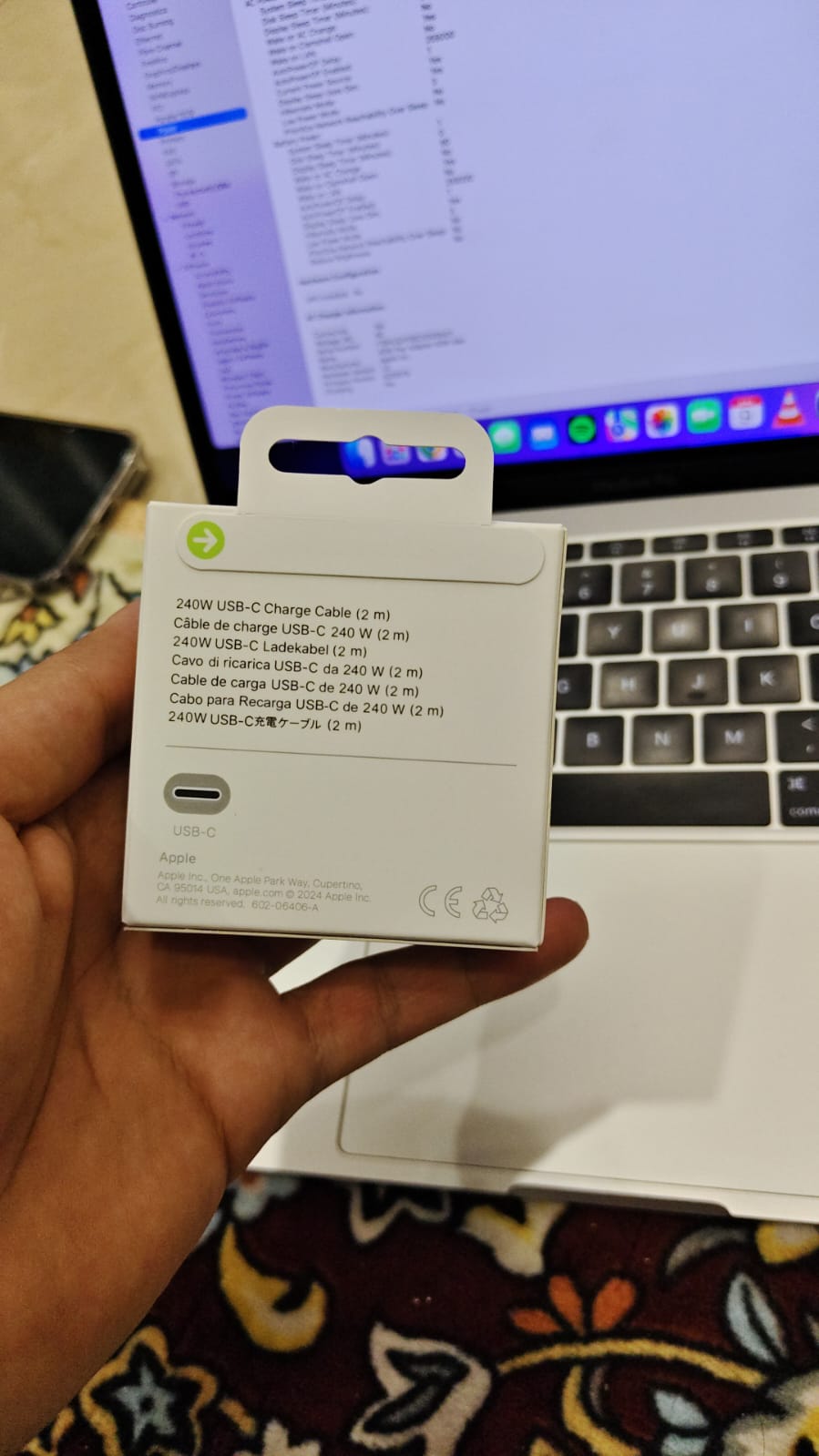Original Apple 240W USB-C Charge Cable (2 m)  for iphone, MacBook, iPad & USB-C Devices